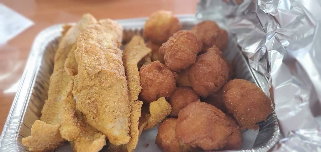 Supreme Fish Delight, Wesley Chapel | restaurant | 2722 Wesley Chapel Rd, Decatur, GA 30034, USA | 4042849520 OR +1 404-284-9520