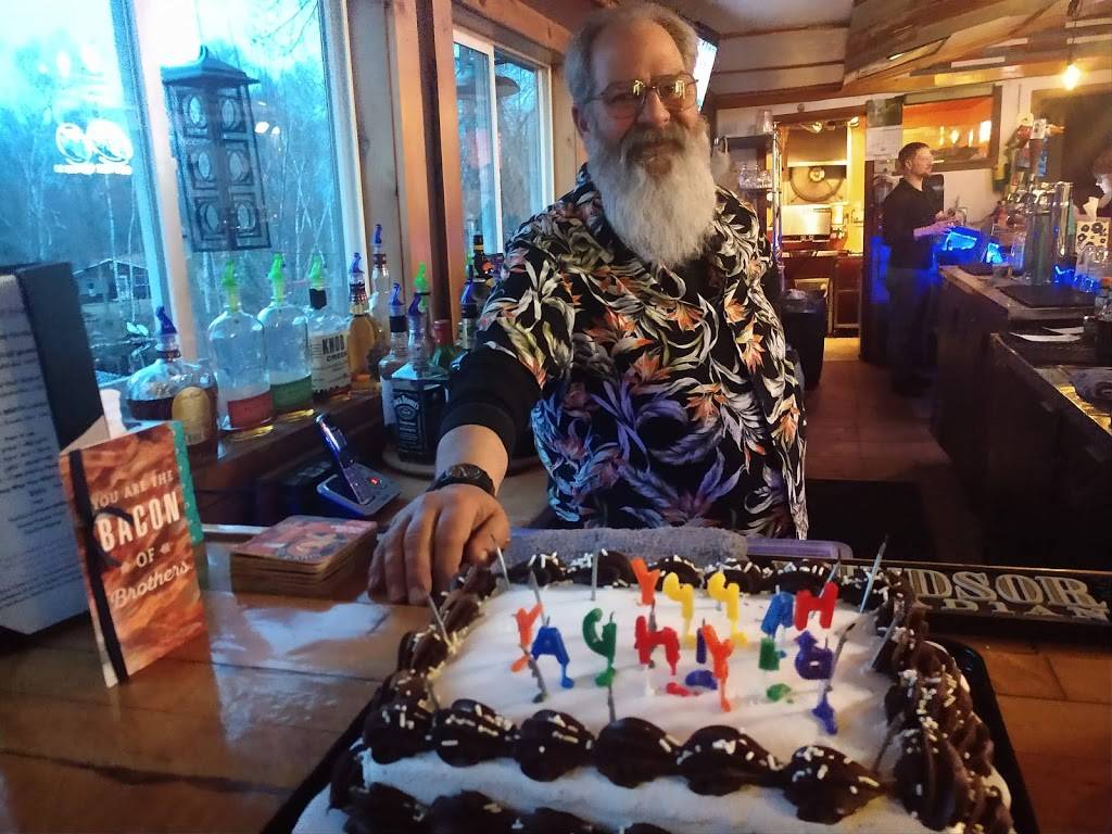 Thirsty Bear Pub | restaurant | W10968 County Rd J, Deerbrook, WI 54424, USA | 7156236414 OR +1 715-623-6414