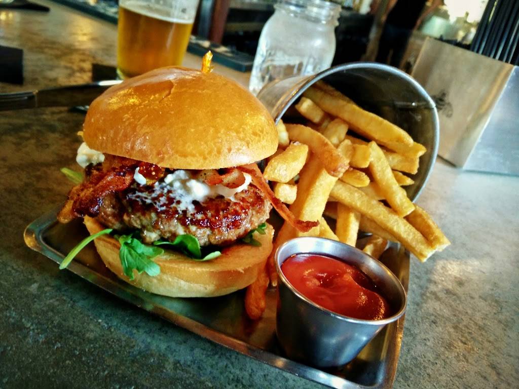 A&B Burgers - Beverly | restaurant | 206 Cabot St, Beverly, MA 01915, USA | 9789937394 OR +1 978-993-7394