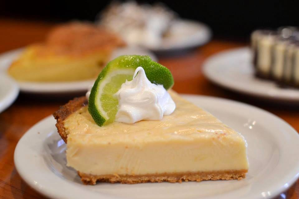 Pbodys - Clarksville Country Club | restaurant | 334 Fairway Dr, Clarksville, TN 37043, USA | 9312414040 OR +1 931-241-4040