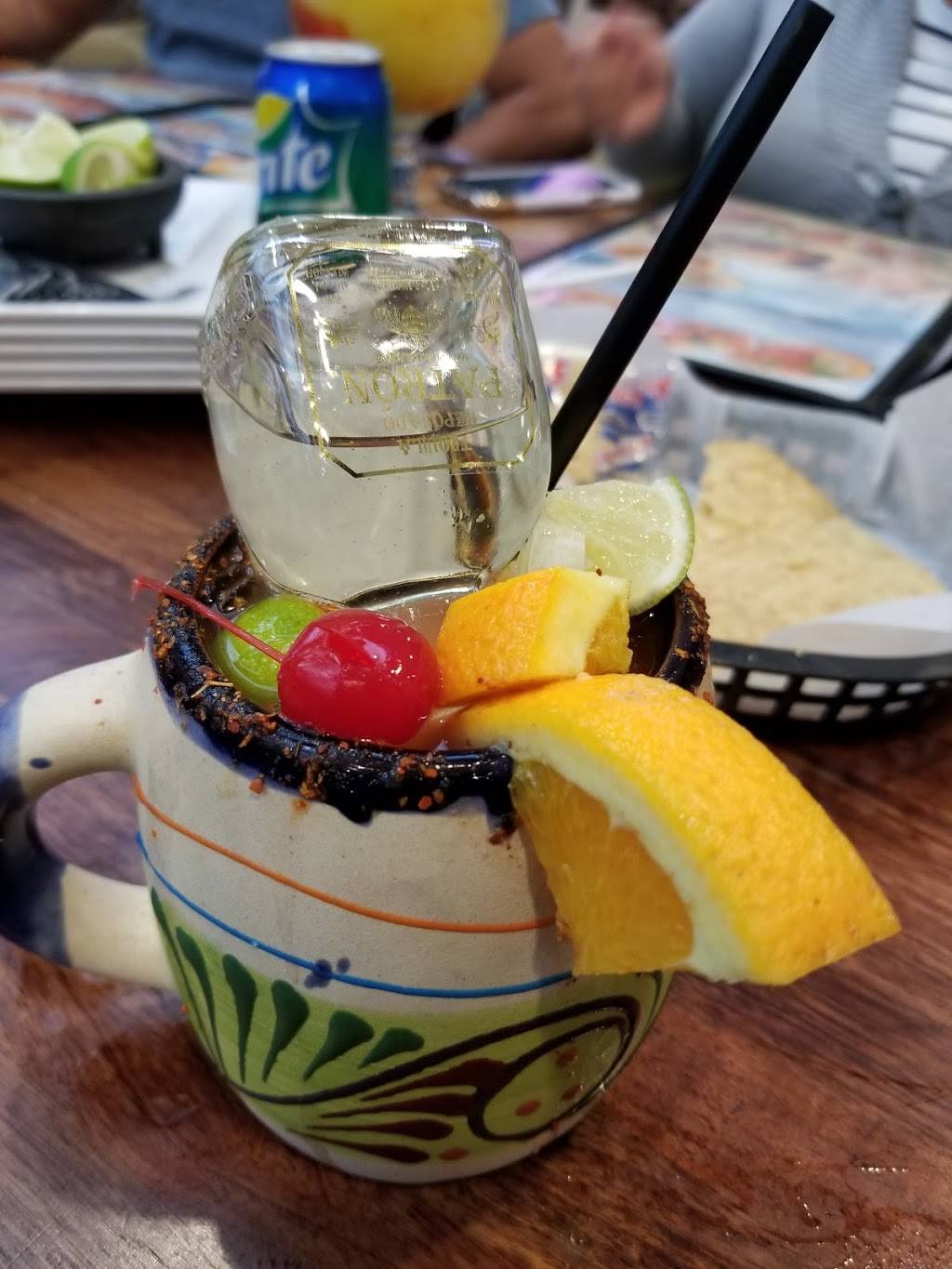 Los Magueyes Seafood | restaurant | 4849 W 79th St, Burbank, IL 60459, USA | 7089073255 OR +1 708-907-3255