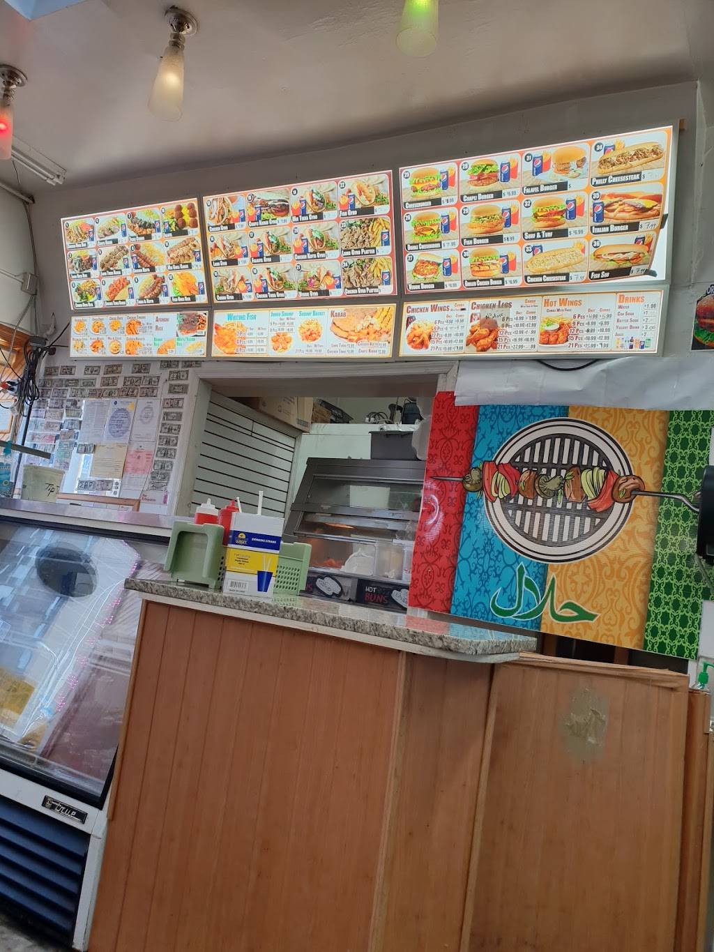 Albany halal grill | restaurant | 118 Ontario St, Albany, NY 12206, USA | 5189492900 OR +1 518-949-2900