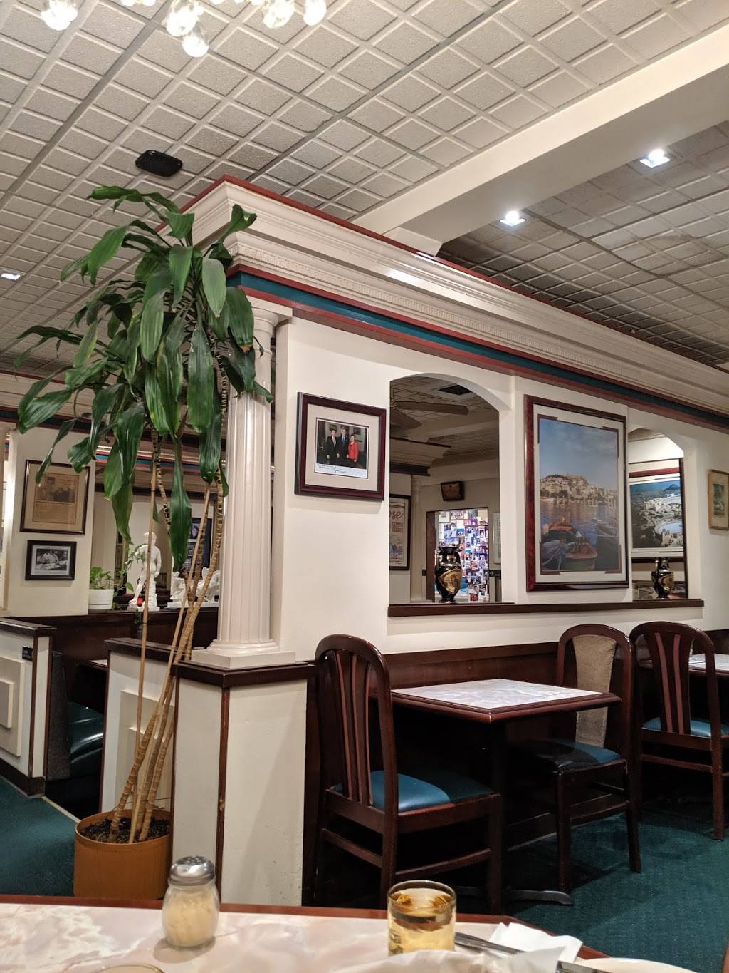 Pizza Olympia | restaurant | 2809 Spenard Rd, Anchorage, AK 99503, USA | 9075615264 OR +1 907-561-5264