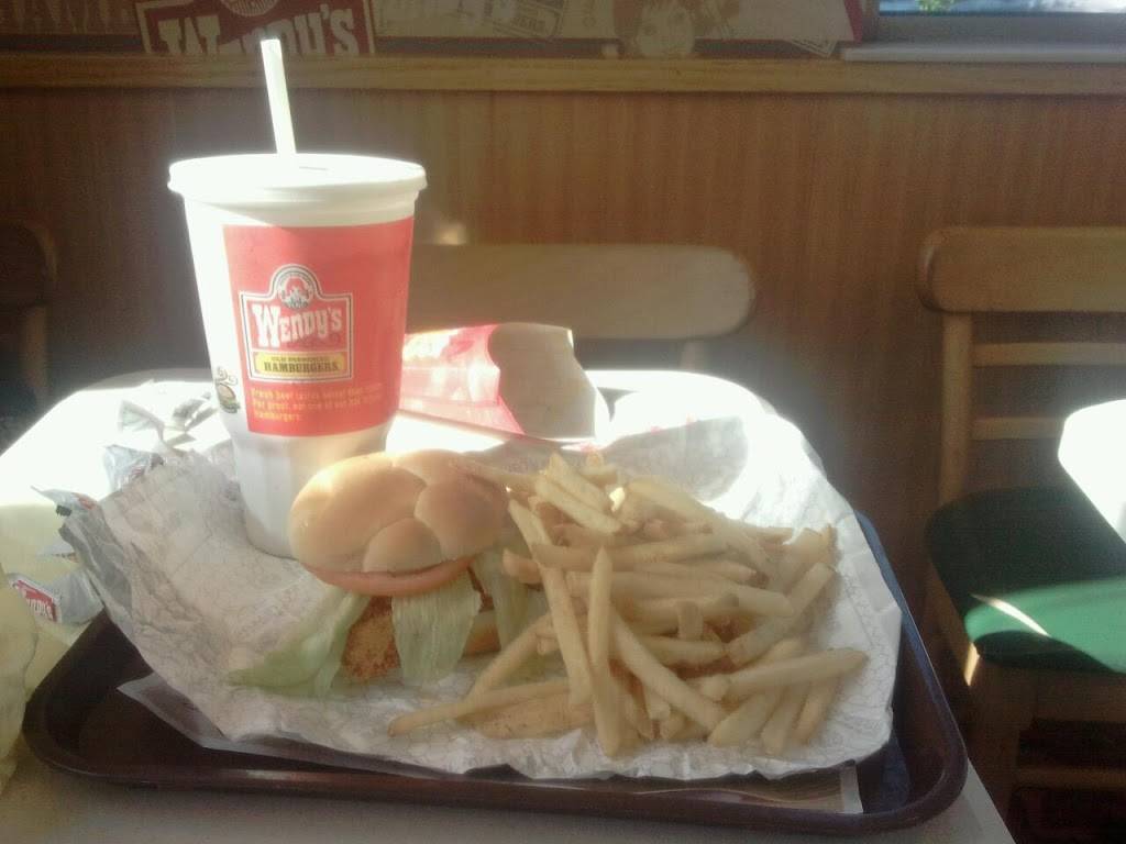 Wendys | restaurant | 3 E, Sibley Blvd, Calumet City, IL 60409, USA | 7088912040 OR +1 708-891-2040