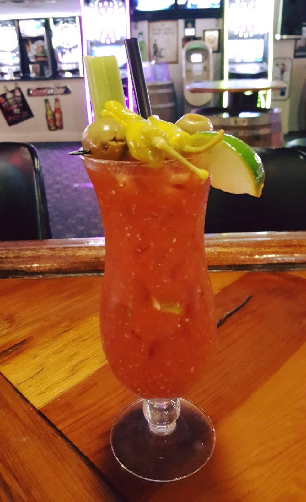 Grumpys Tavern | night club | 4291 Olivehurst Ave, Olivehurst, CA 95961, USA | 5307423128 OR +1 530-742-3128