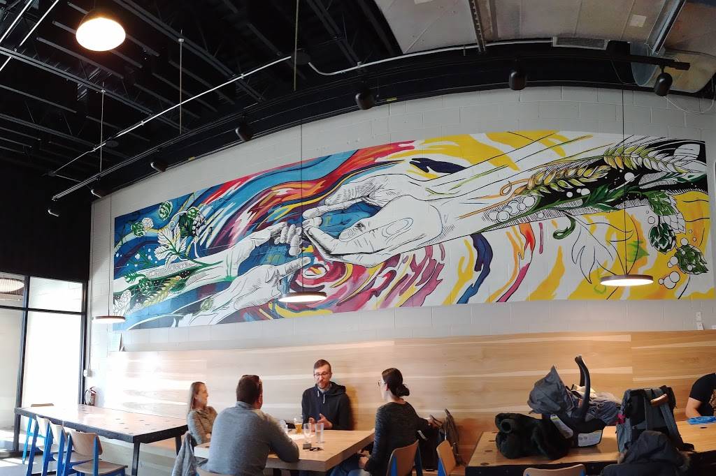 Working Draft Beer Company | restaurant | 1129 E Wilson St, Madison, WI 53703, USA | 6087095600 OR +1 608-709-5600