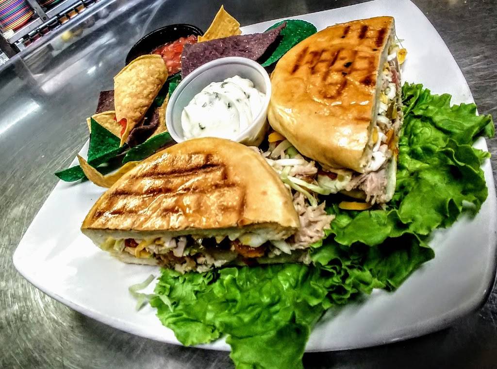 Fergs Sports Bar & Grill | cafe | 1320 Central Ave, St. Petersburg, FL 33705, USA | 7278224562 OR +1 727-822-4562