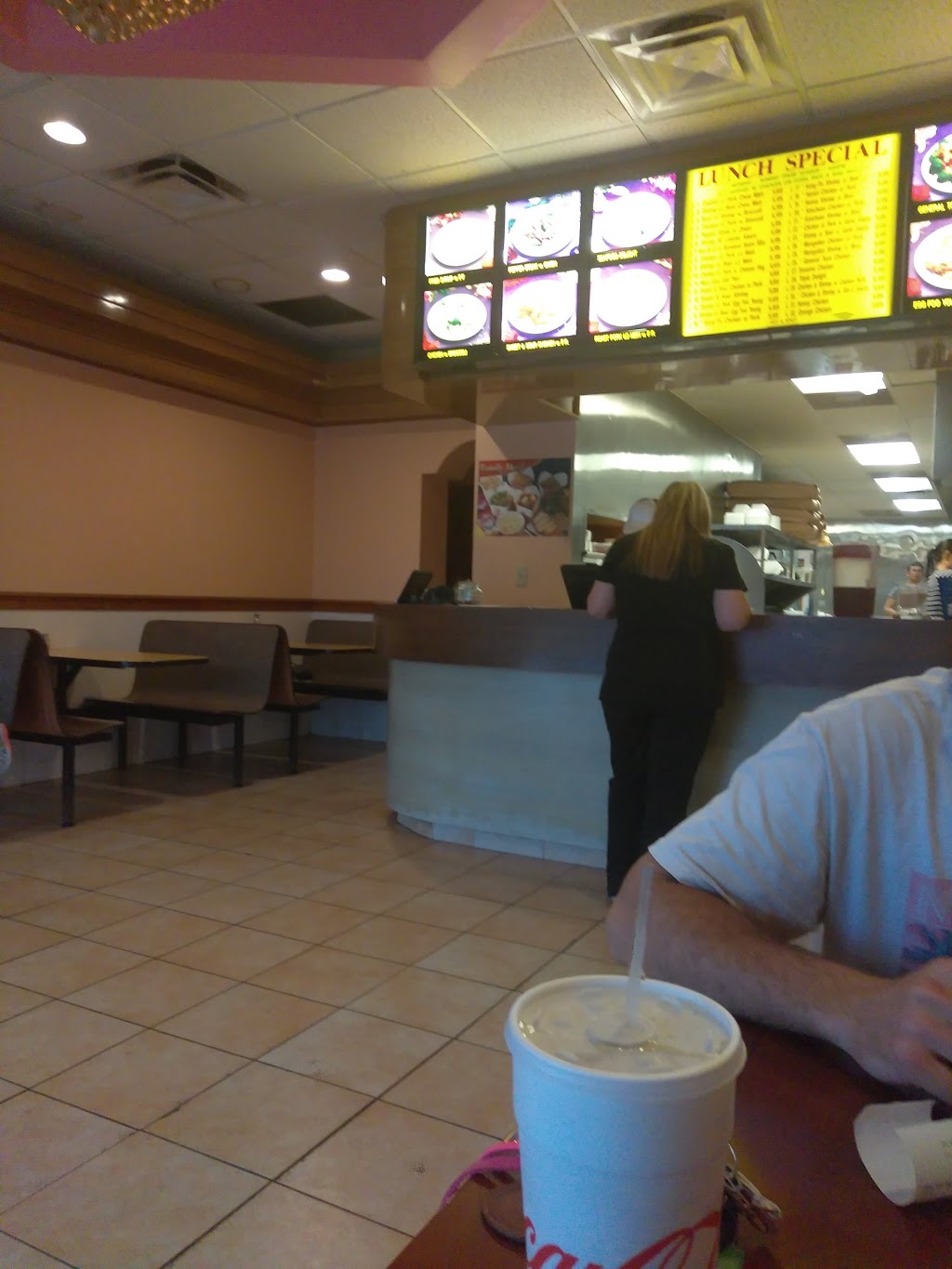 China King | restaurant | 12993 N, Wintzell Ave # A, Bayou La Batre, AL 36509, USA | 2518243388 OR +1 251-824-3388