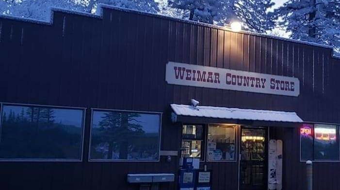 Weimar Country Store & Gas | restaurant | 20170 Paoli Ln, Colfax, CA 95713, USA | 5306374277 OR +1 530-637-4277