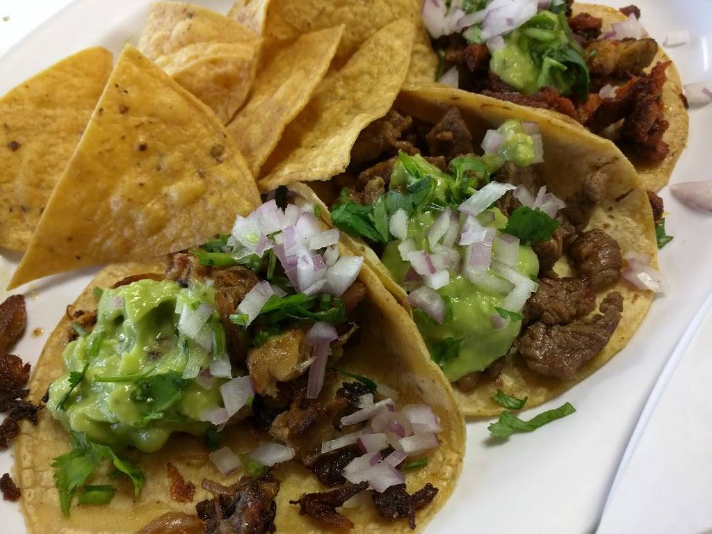 Tonys Fresh Mexican Food | restaurant | 2983 Via Las Rosas, Oceanside, CA 92054, USA | 7604335004 OR +1 760-433-5004