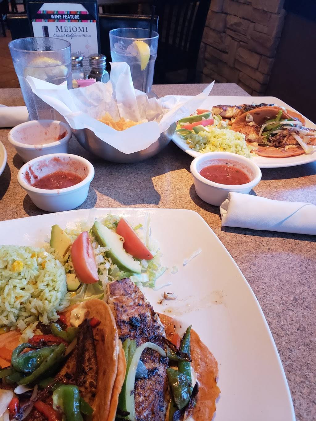 Alicias Mexican Grille | restaurant | 12002 Richmond Ave Ste 100, Houston, TX 77082, USA | 7135752550 OR +1 713-575-2550