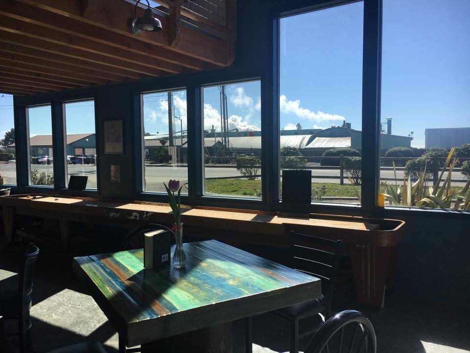 Chetco Brewing Company | restaurant | 830 Railroad St, Brookings, OR 97415, USA | 5416615347 OR +1 541-661-5347