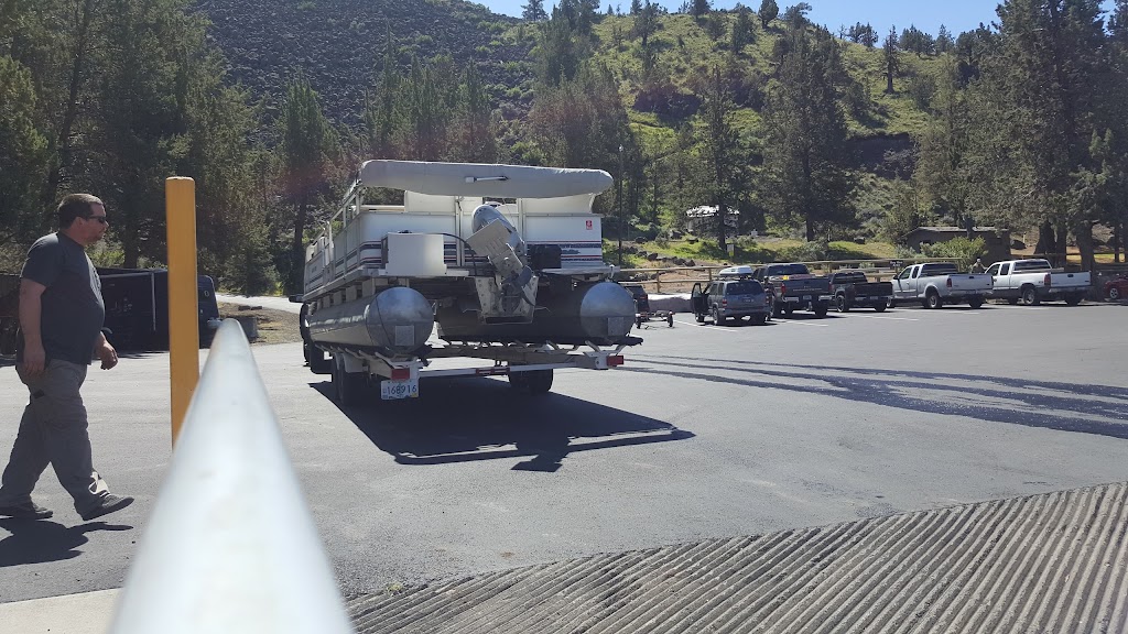 Frasers Deep Canyon Grill & Pelton Store & Marina | restaurant | 3300 NW Pelton Dam Rd, Madras, OR 97741, USA | 5414750516 OR +1 541-475-0516