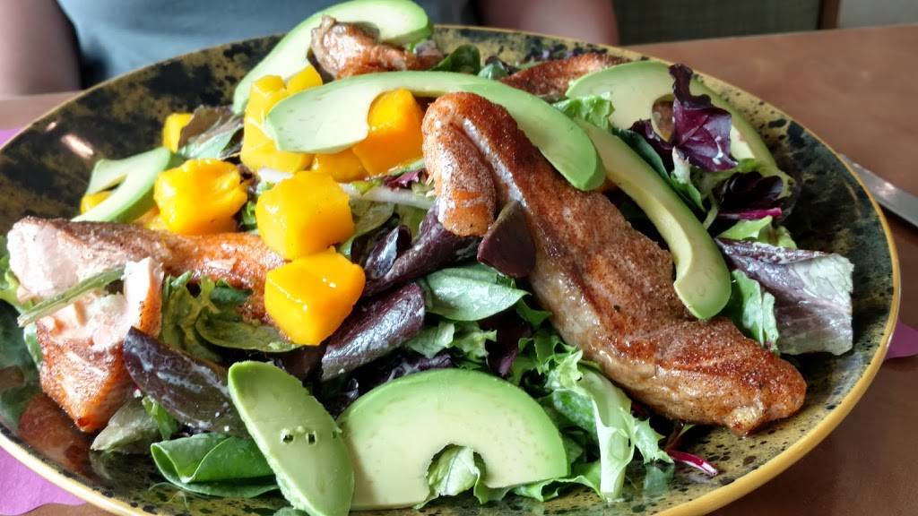 Suburban Diner | restaurant | 2902, N State 172, NJ-17, Paramus, NJ 07652, USA | 2012612605 OR +1 201-261-2605