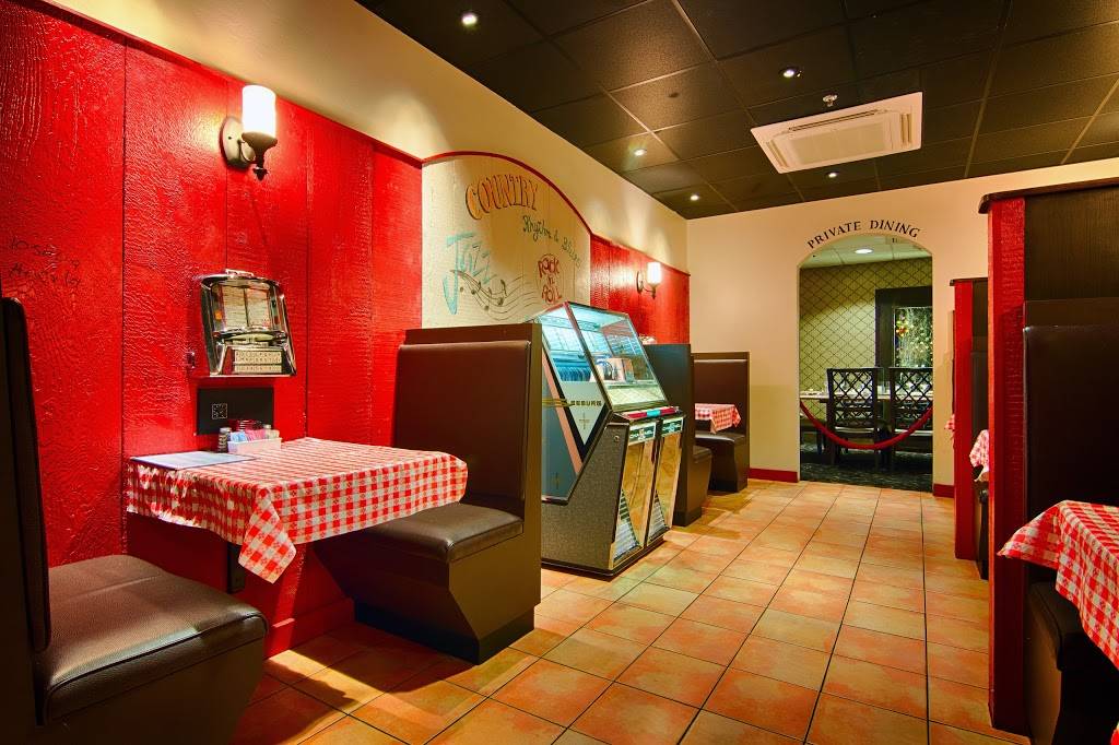 Candlelite Inn Restaurant | restaurant | 1202 E Division St, Arlington, TX 76011, USA | 8172759613 OR +1 817-275-9613