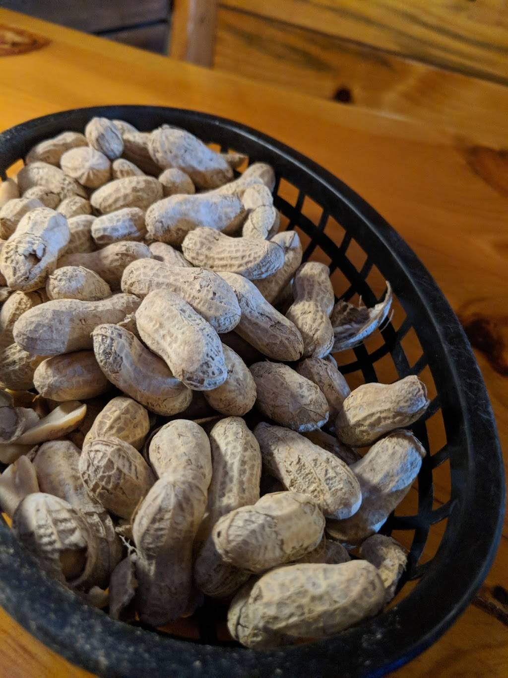 JJ Twigs Pizza & BBQ | restaurant | 1815 Bagnell Dam Blvd, Lake Ozark, MO 65049, USA | 5733659911 OR +1 573-365-9911