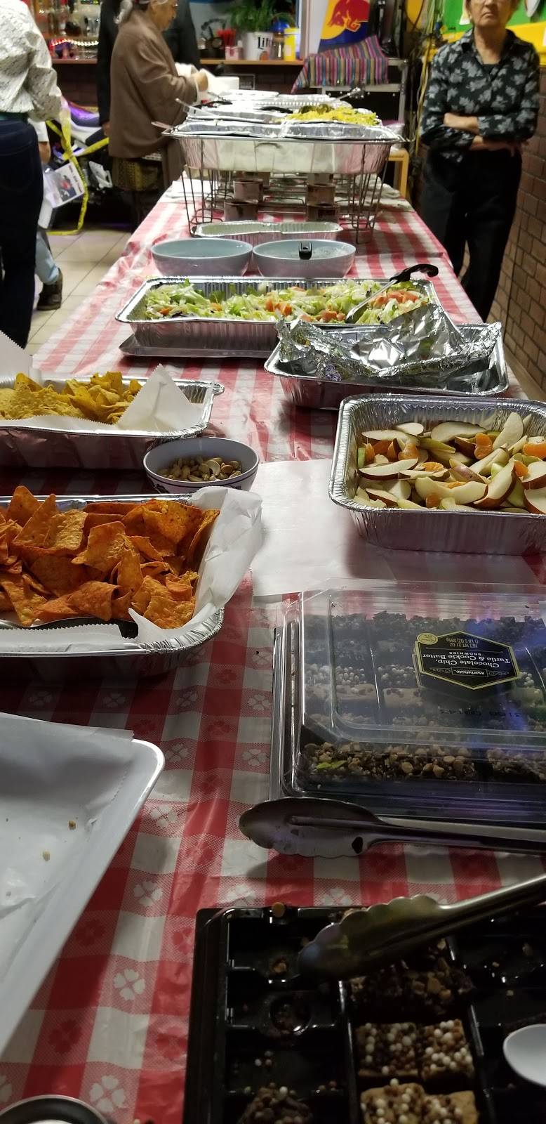 Restaurante El Manantial LLC | restaurant | 2618 N Pershing Dr, Arlington, VA 22201, USA | 7035222449 OR +1 703-522-2449