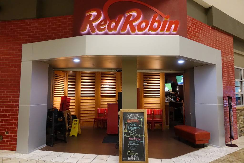 Red Robin Gourmet Burgers and Brews | restaurant | 1350 Travis Blvd, Fairfield, CA 94533, USA | 7074298003 OR +1 707-429-8003