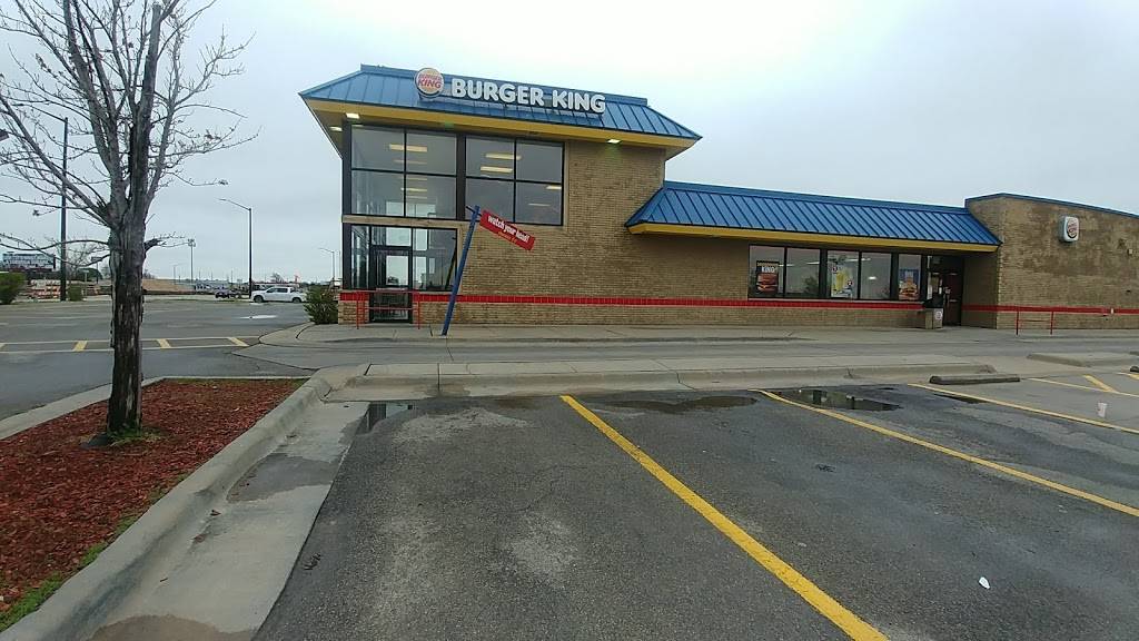 Burger King | restaurant | 11551 E Kellogg Dr N, Wichita, KS 67207, USA | 3166811625 OR +1 316-681-1625
