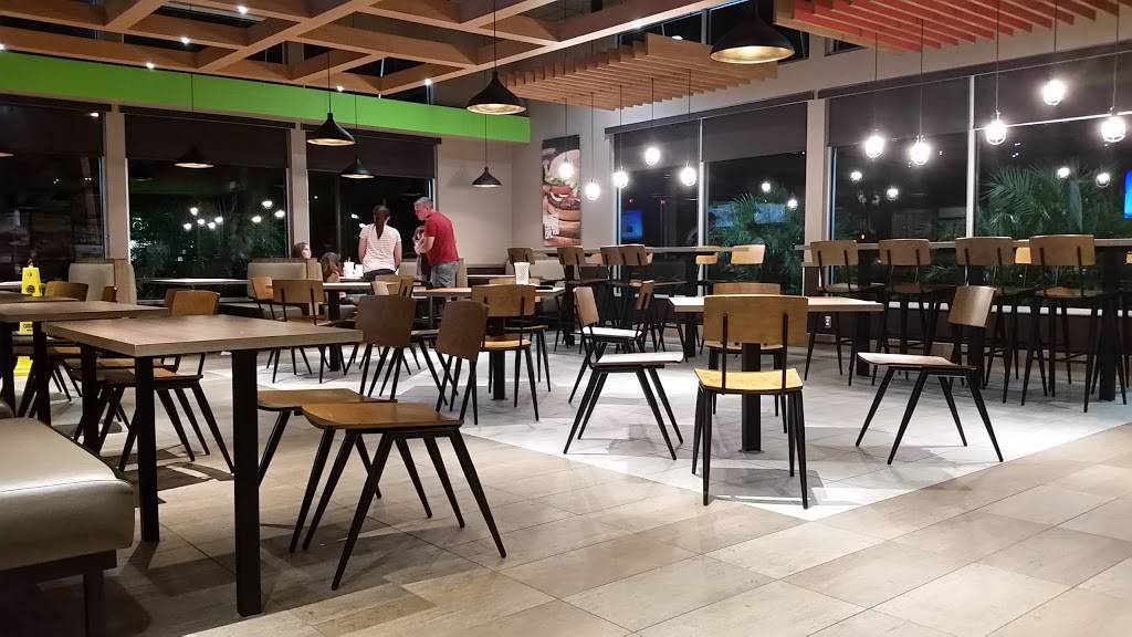 Burger King | restaurant | 6123 NW 8th Ave, Gainesville, FL 32605, USA | 3523310494 OR +1 352-331-0494