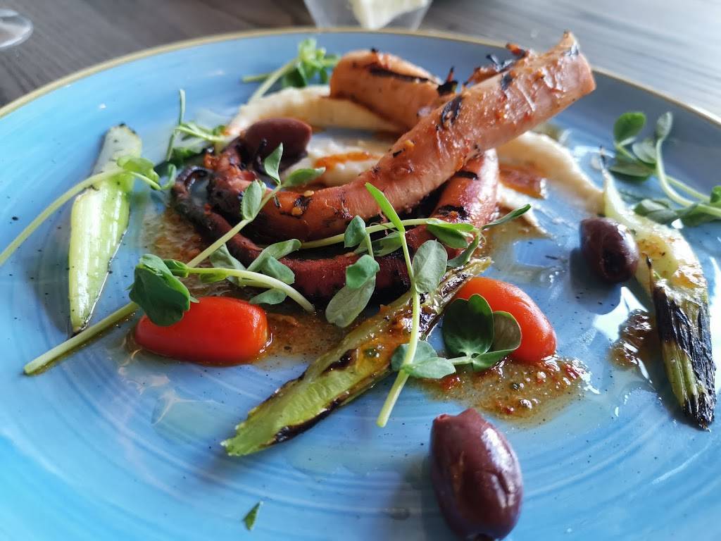 La Vecchia Restaurant Lakeshore | restaurant | 90 Marine Parade Dr, Etobicoke, ON M8V 4G1, Canada | 4162515999 OR +1 416-251-5999