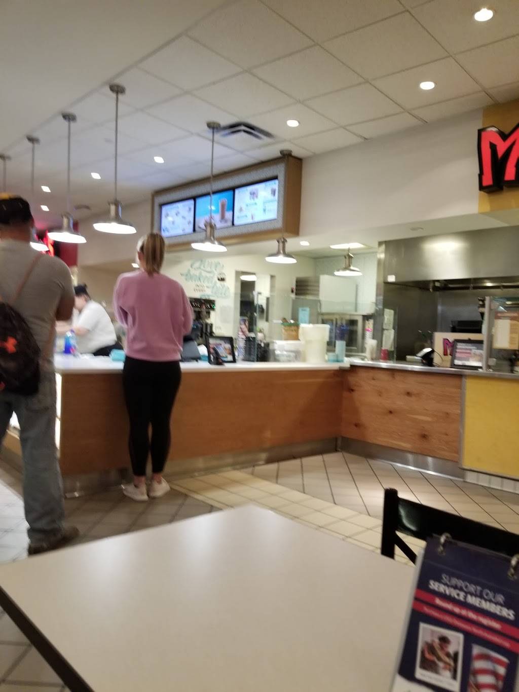 Cinnabon | restaurant | 7100 Terminal Dr, Oklahoma City, OK 73159, USA | 8882887655 OR +1 888-288-7655