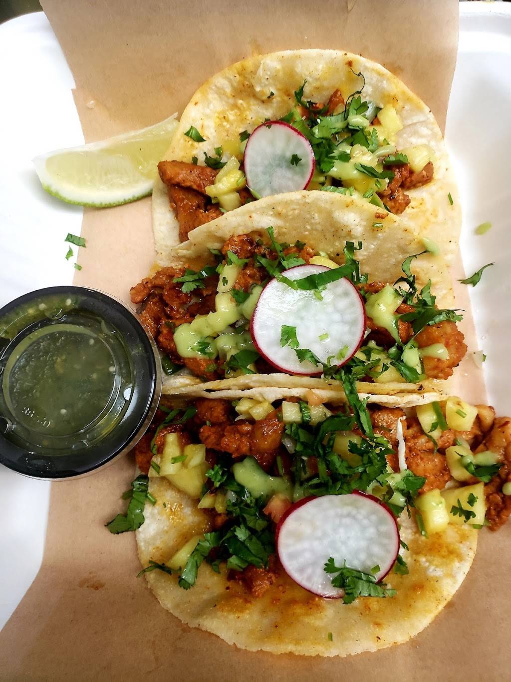 Flame the Taqueria | restaurant | 5775 Merle Hay Rd, Johnston, IA 50131, USA | 5154101069 OR +1 515-410-1069