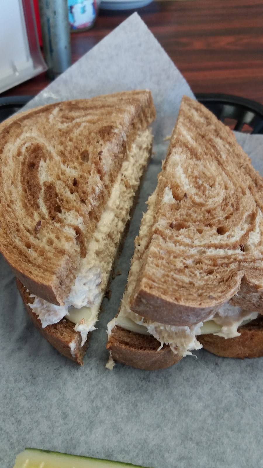 Maurys Delicatessens | restaurant | 1125 Main St, Worcester, MA 01603, USA | 5087544446 OR +1 508-754-4446