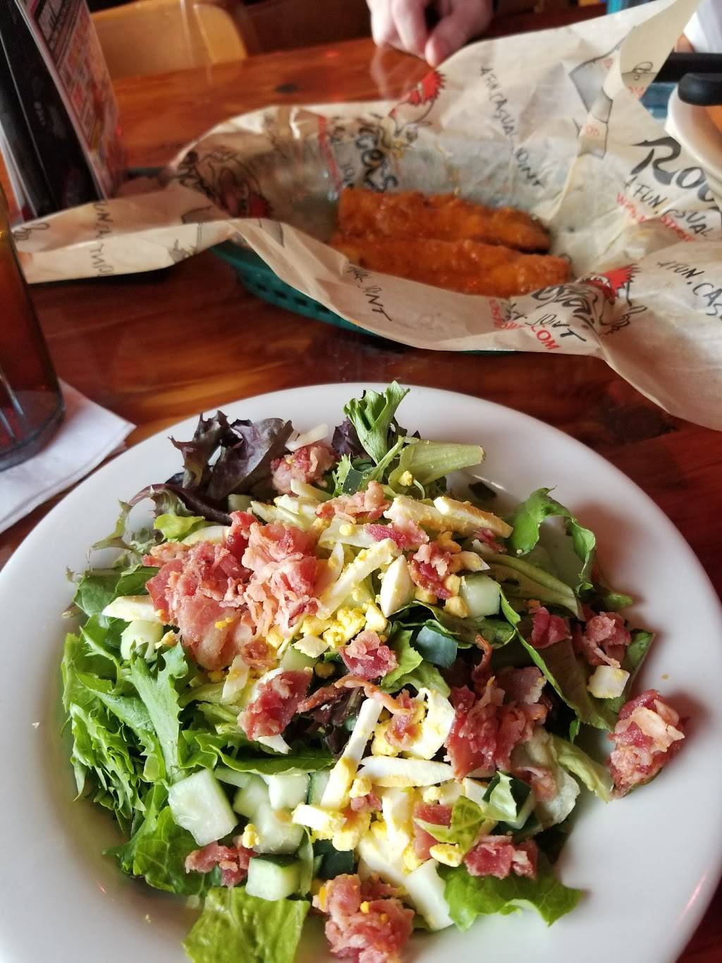 Roosters | restaurant | 4650 W Broad St, Columbus, OH 43228, USA | 6148530118 OR +1 614-853-0118