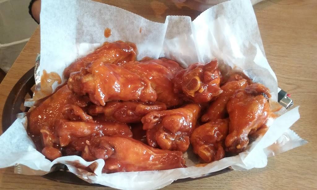 Riverview Tap | restaurant | 1133 N Monmouth Rd, Decatur, IN 46733, USA | 2607243500 OR +1 260-724-3500