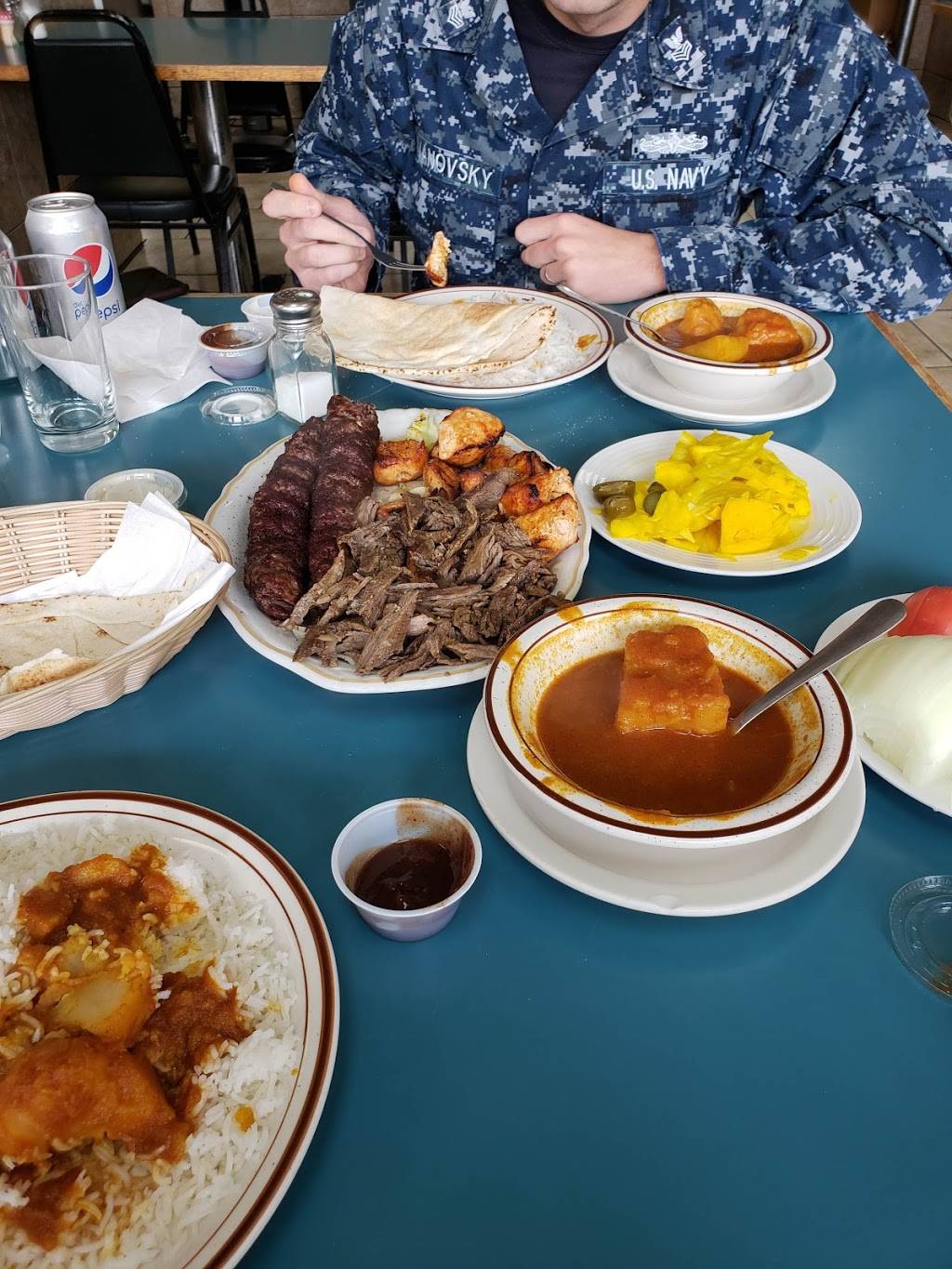 Sullaf Restaurant | restaurant | 814 W Seven Mile Rd, Detroit, MI 48203, USA | 3138935657 OR +1 313-893-5657