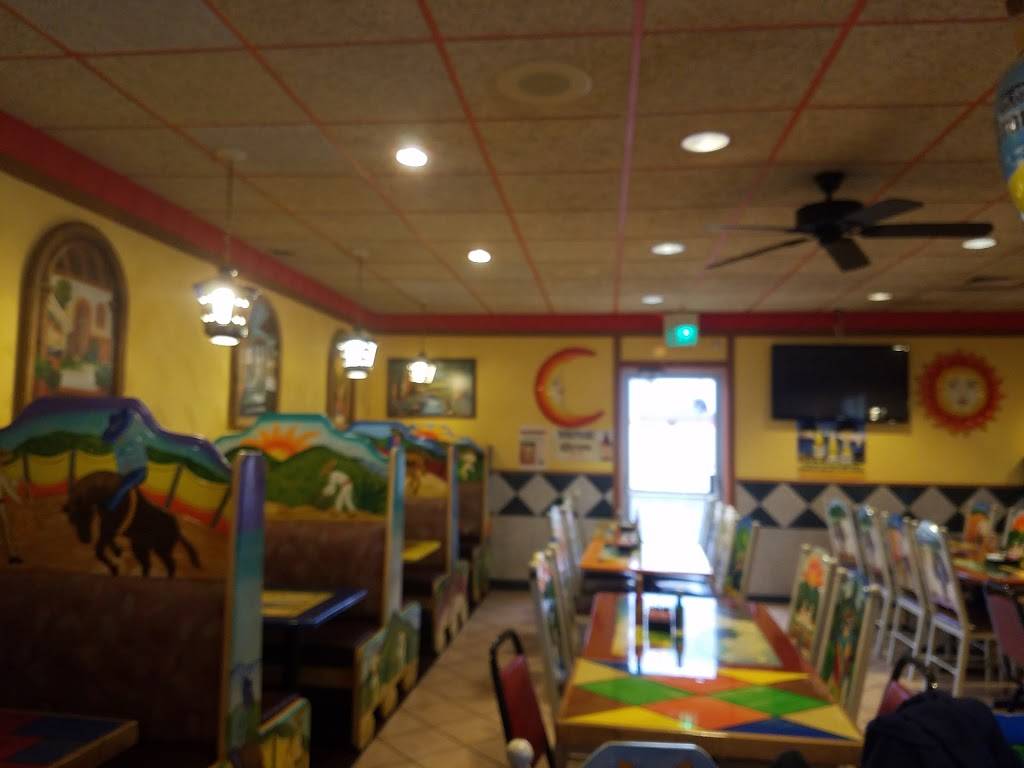 La Carreta | restaurant | 308 E Market St, Celina, OH 45822, USA | 4195864500 OR +1 419-586-4500