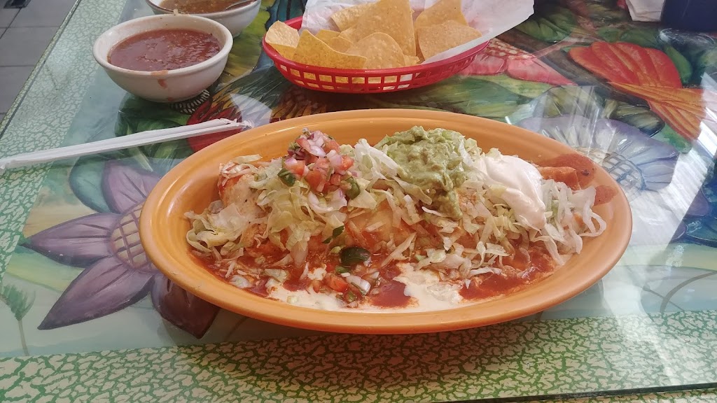 El Vaquero | restaurant | 222 NW 2nd St, Madison, SD 57042, USA | 6054270084 OR +1 605-427-0084