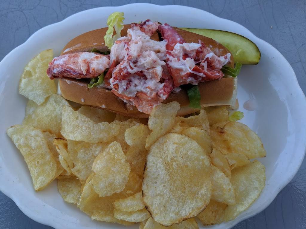 Surf 6 | restaurant | 2 Cortland Ave, Old Orchard Beach, ME 04064, USA | 2079342058 OR +1 207-934-2058