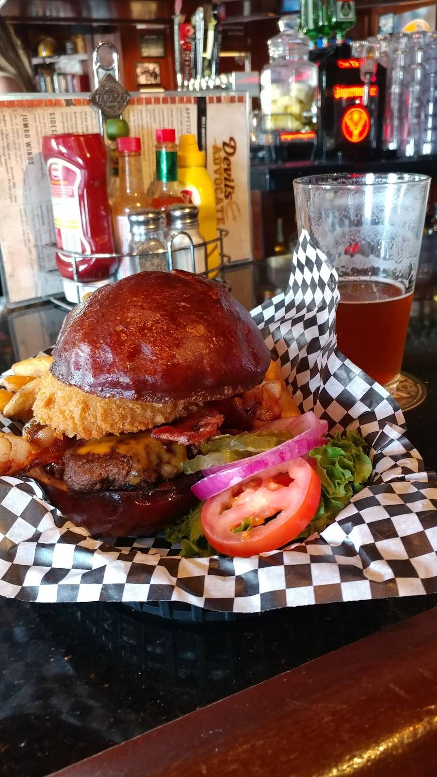 Devils Advocate Sports Grill | restaurant | 955 E University Dr, Tempe, AZ 85281, USA | 4809212585 OR +1 480-921-2585