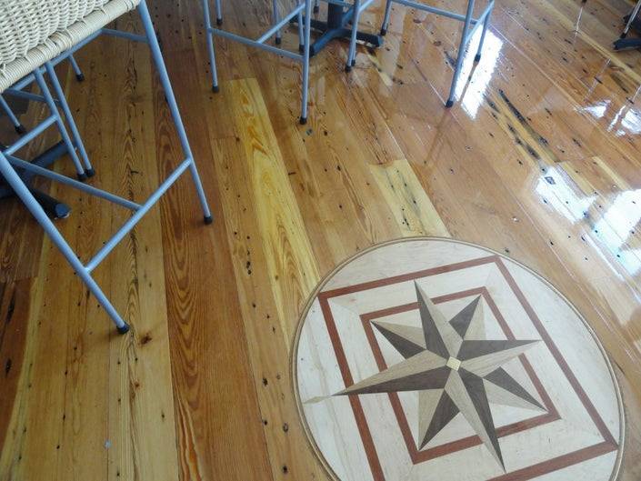 Green Pond Yacht Club | restaurant | 366 Menauhant Rd, East Falmouth, MA 02536, USA | 5085405497 OR +1 508-540-5497