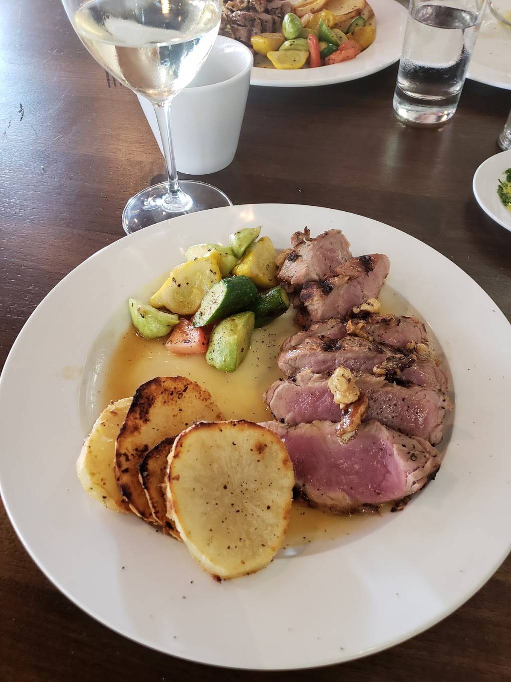 DMarcos Italian Restaurant and Wine Bar | restaurant | 401 S Main St, Rochester, MI 48307, USA | 2487594951 OR +1 248-759-4951