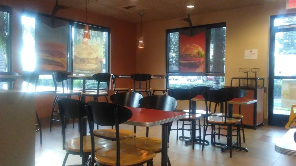 Jack in the Box | restaurant | 6800 De Soto Ave, Canoga Park, CA 91303, USA | 8183139459 OR +1 818-313-9459