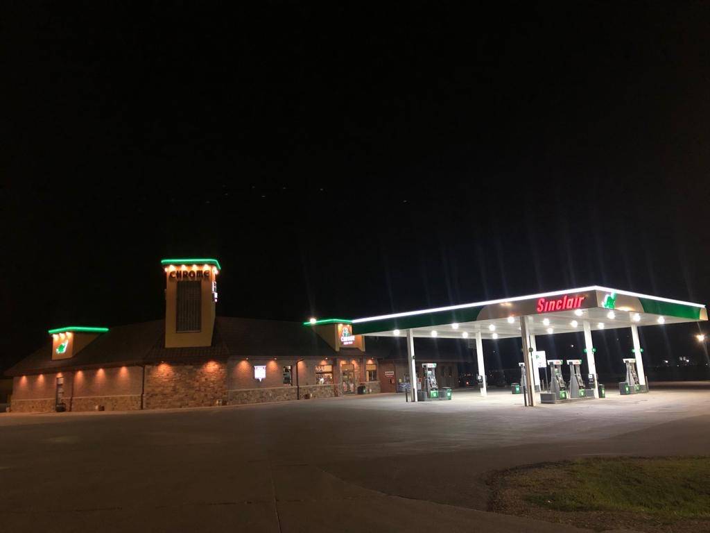 Chrome Truck Stop | meal takeaway | 211 US-18, Algona, IA 50511, USA | 5152959191 OR +1 515-295-9191