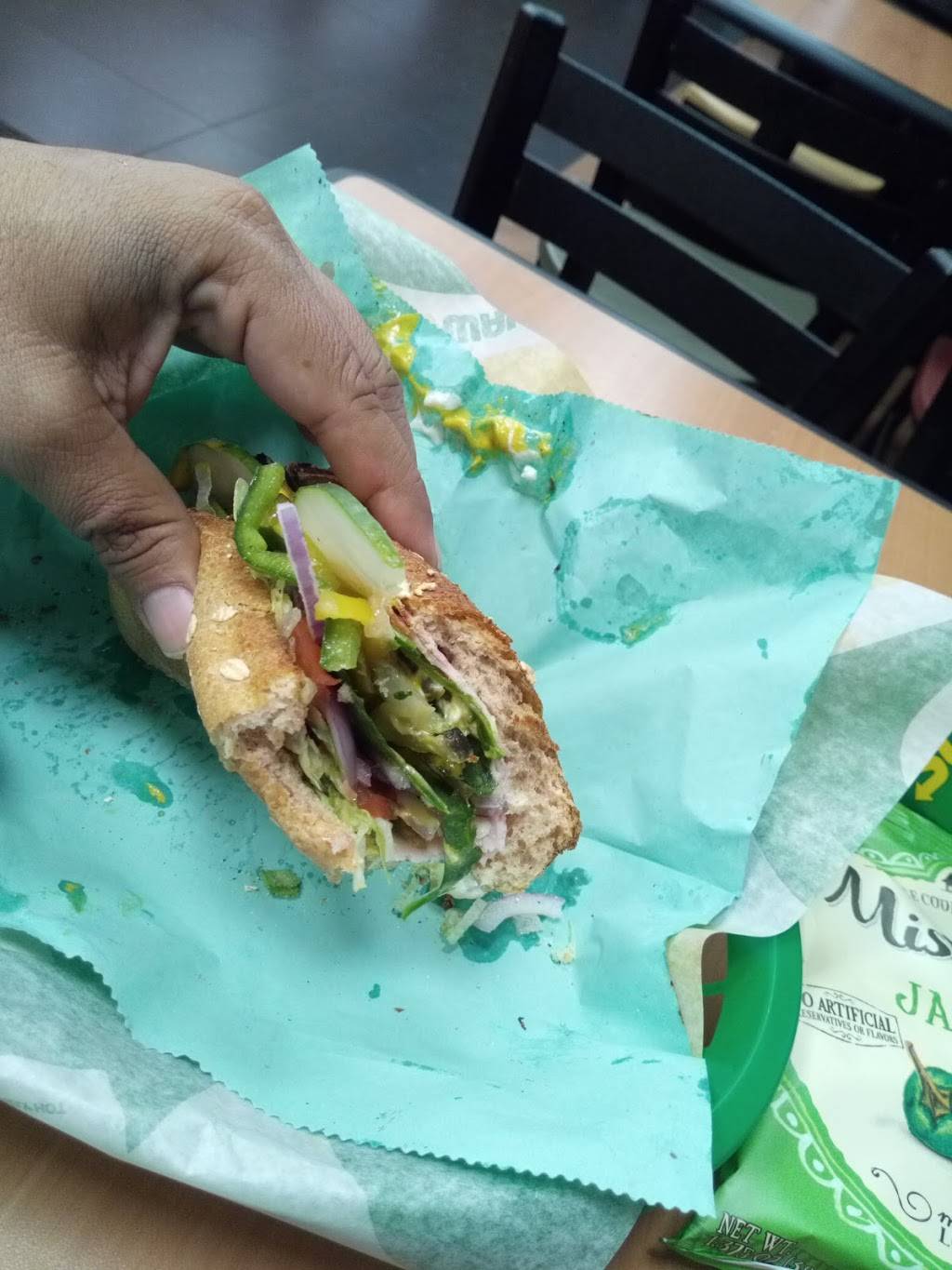 Subway | meal takeaway | 624 W Hallandale Beach Blvd, Hallandale Beach, FL 33009, USA | 9544548259 OR +1 954-454-8259