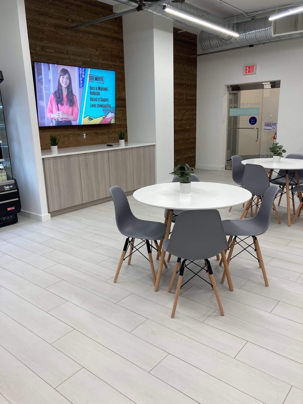 Emilys Kitchen Alexandria | restaurant | 5285 Shawnee Rd # 106, Alexandria, VA 22312, USA | 7036637440 OR +1 703-663-7440