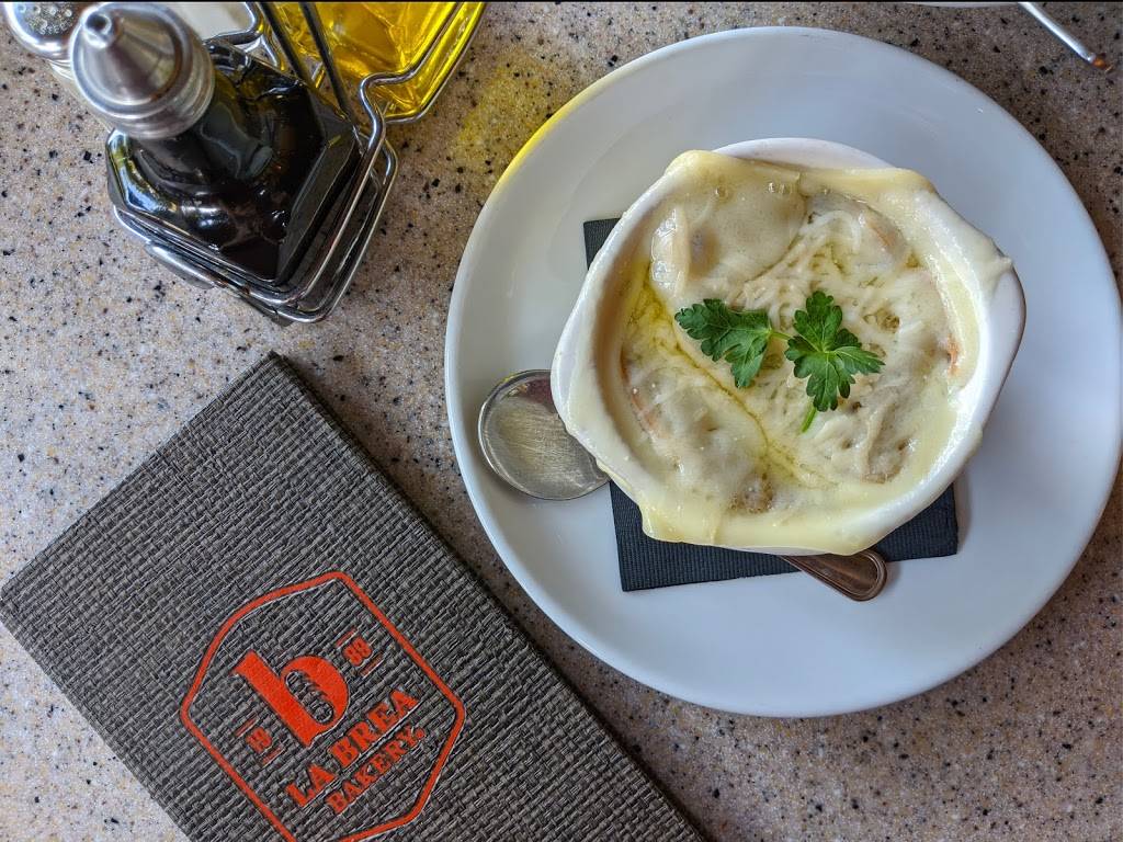 La Brea Bakery | restaurant | 1556 Disneyland Dr, Anaheim, CA 92802, USA | 7144900233 OR +1 714-490-0233