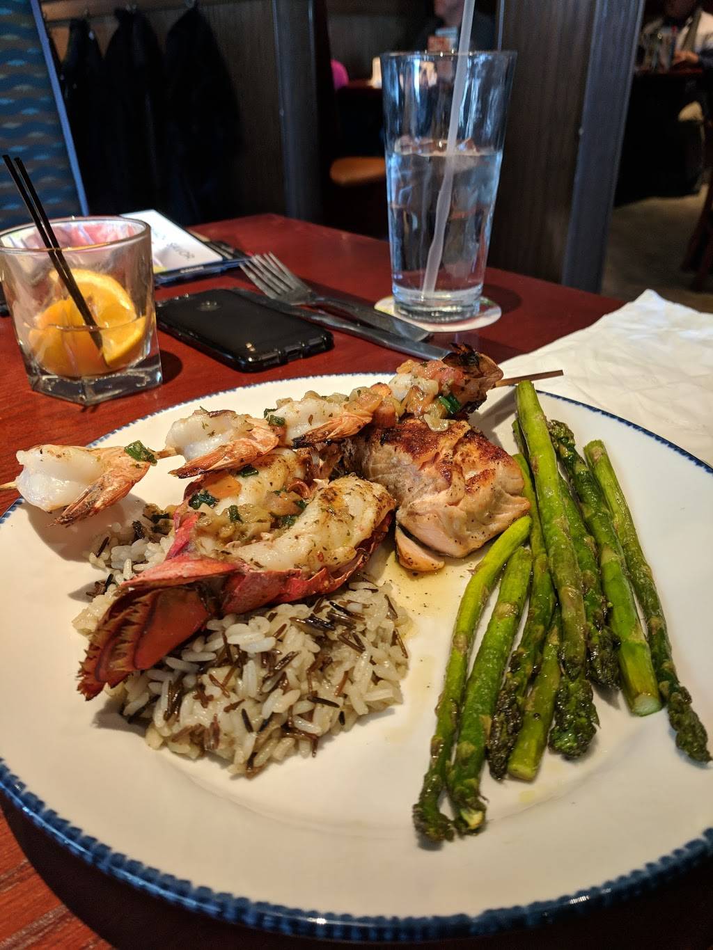Red Lobster | restaurant | 3464 River Towne Point Circle, Grandville, MI 49418, USA | 6164061190 OR +1 616-406-1190