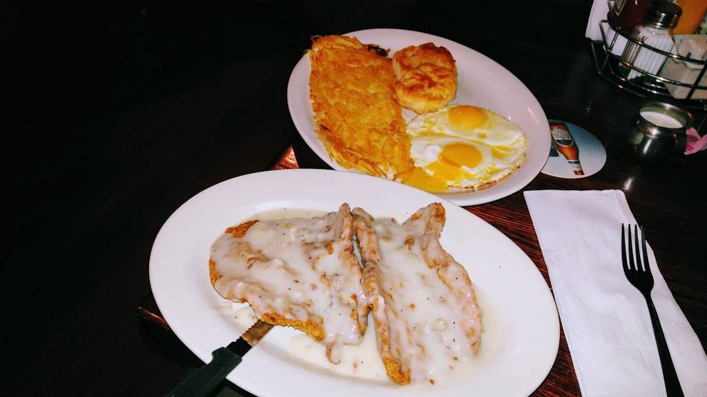 Boss Hawgs Bar N Grill | restaurant | 617 NE 102nd Ave, Portland, OR 97220, USA | 5032524647 OR +1 503-252-4647