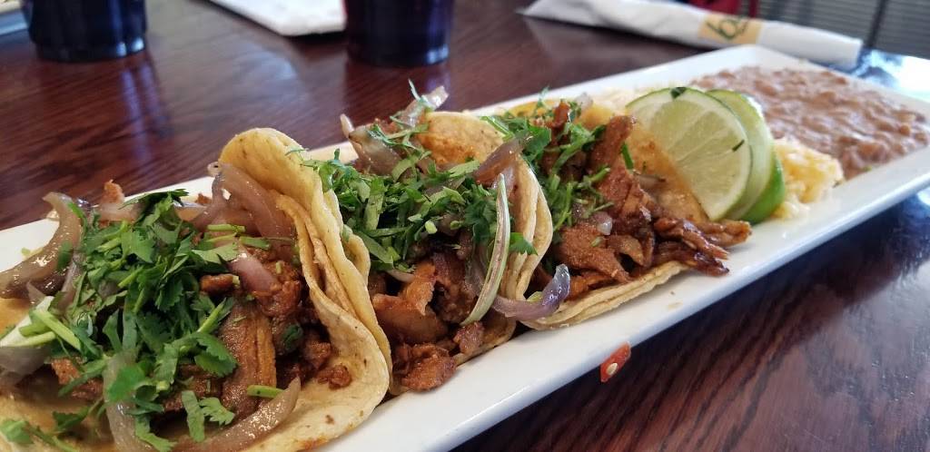 Burrito Parrilla Mexicana - CS | restaurant | 415 S Schmale Rd, Carol Stream, IL 60188, USA | 6307657770 OR +1 630-765-7770