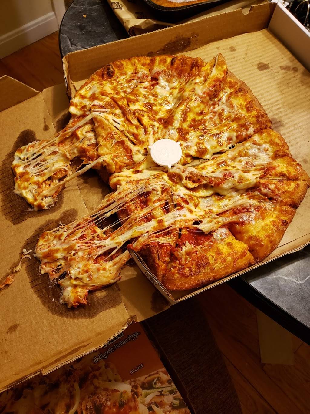 Marcos Pizza | meal delivery | 6096 Mayfield Rd, Mayfield Heights, OH 44124, USA | 4404423900 OR +1 440-442-3900