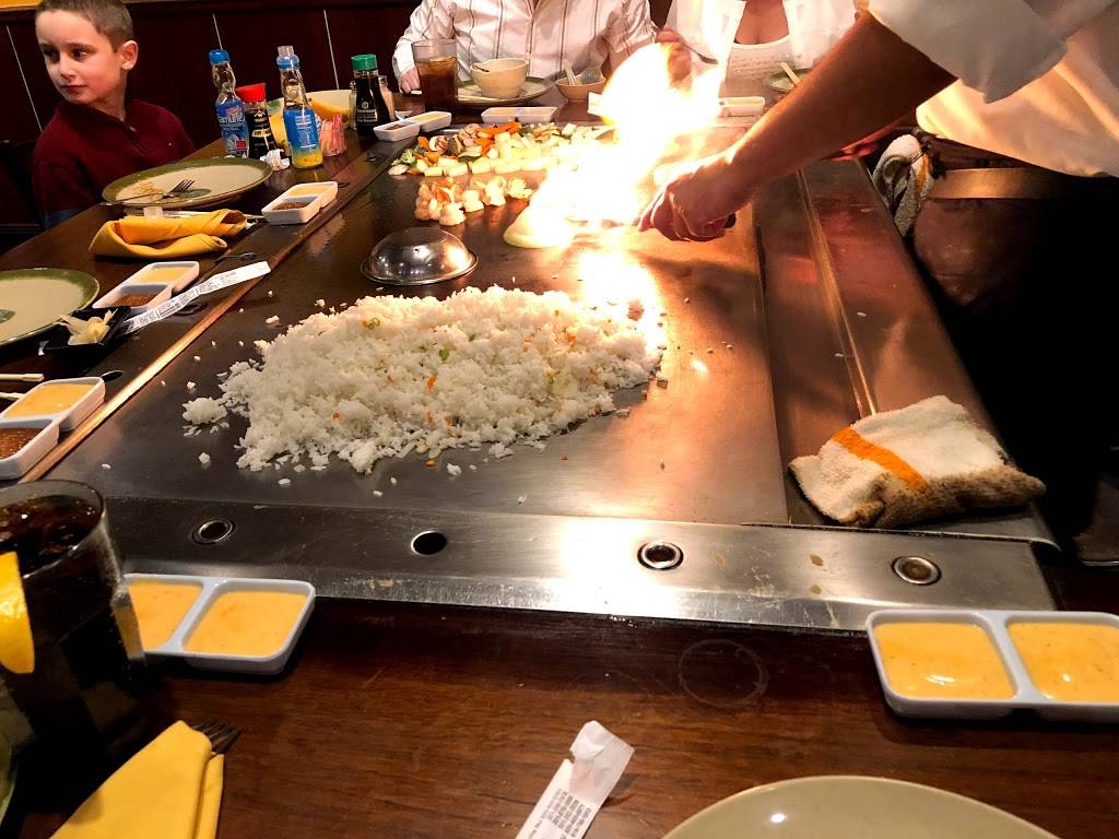 Sakura Japanese Steak, Seafood House & Sushi Bar | restaurant | 615 Baltimore Pike, Bel Air, MD 21014, USA | 4104203535 OR +1 410-420-3535