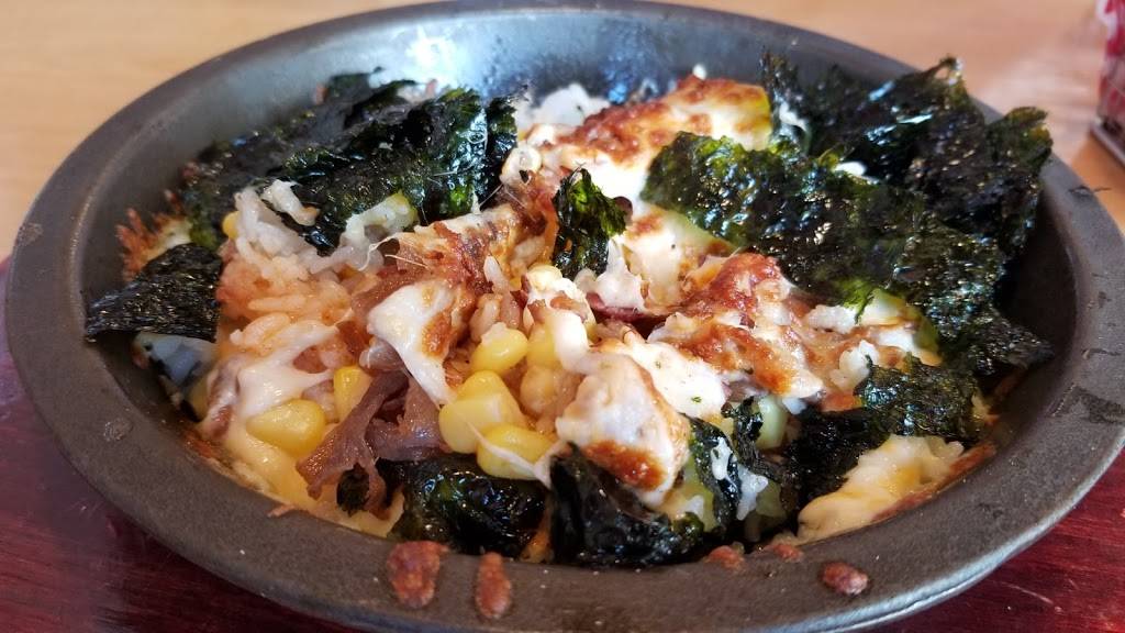 DM Chicken | restaurant | 3250, Midland Ave, Scarborough, ON M1V 0C7, Canada | 4165466035 OR +1 416-546-6035