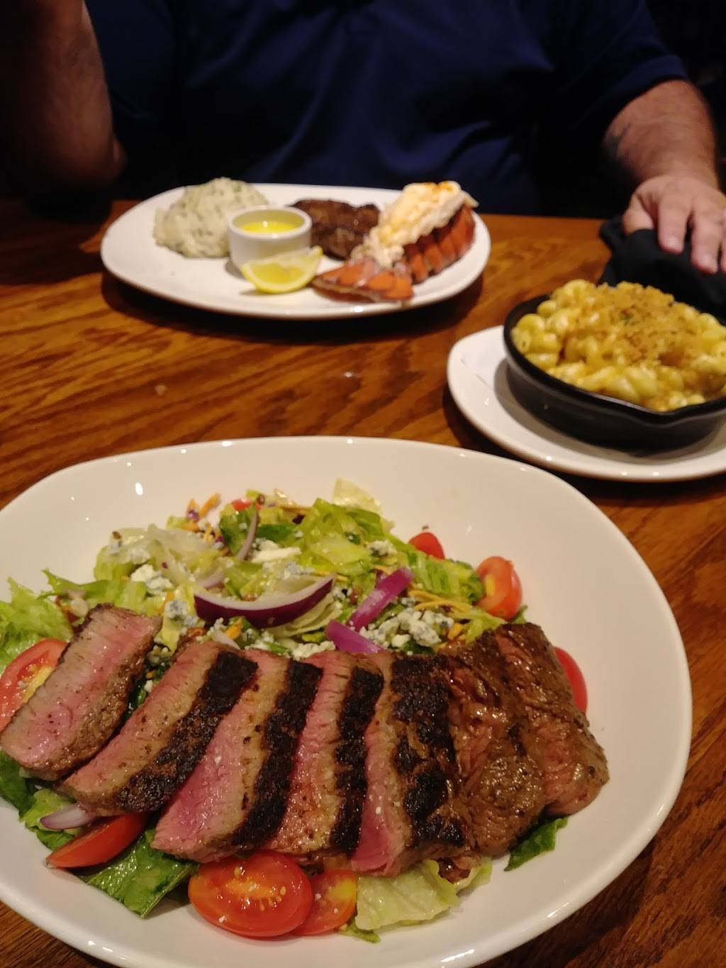 Outback Steakhouse | restaurant | 4611 Grape Rd, Mishawaka, IN 46545, USA | 5742712333 OR +1 574-271-2333