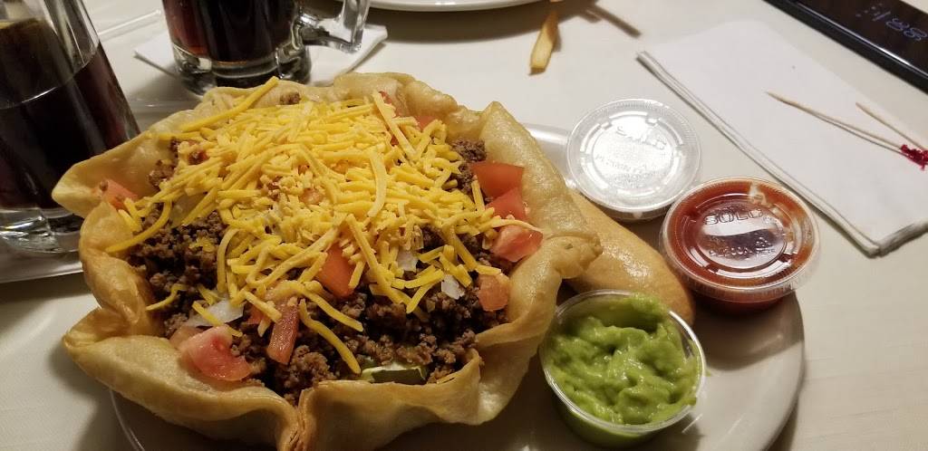 Cartunes Grill & Bar | restaurant | 2640 Prairie Ave, Beloit, WI 53511, USA | 6083623362 OR +1 608-362-3362